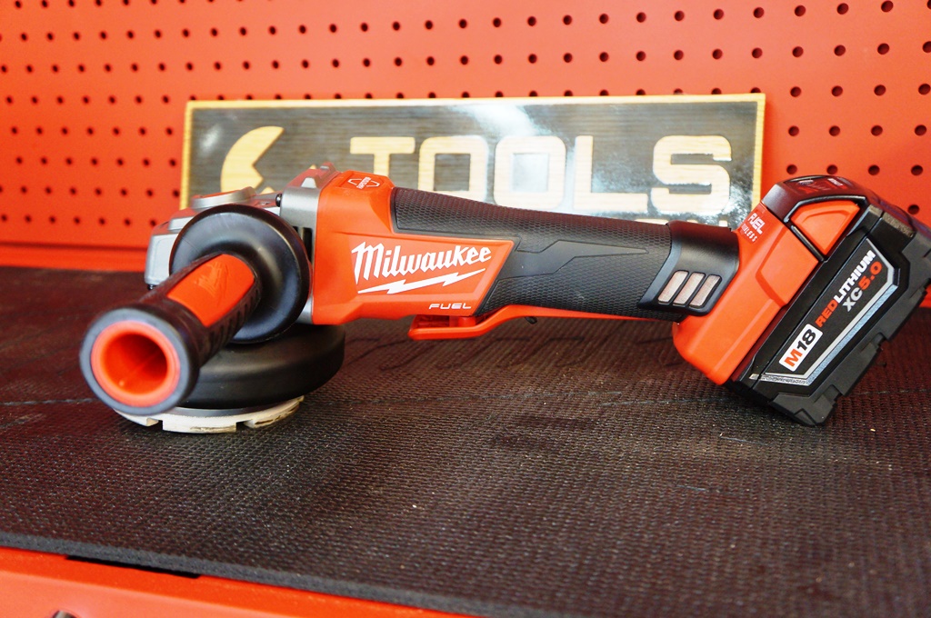 Milwaukee 2783